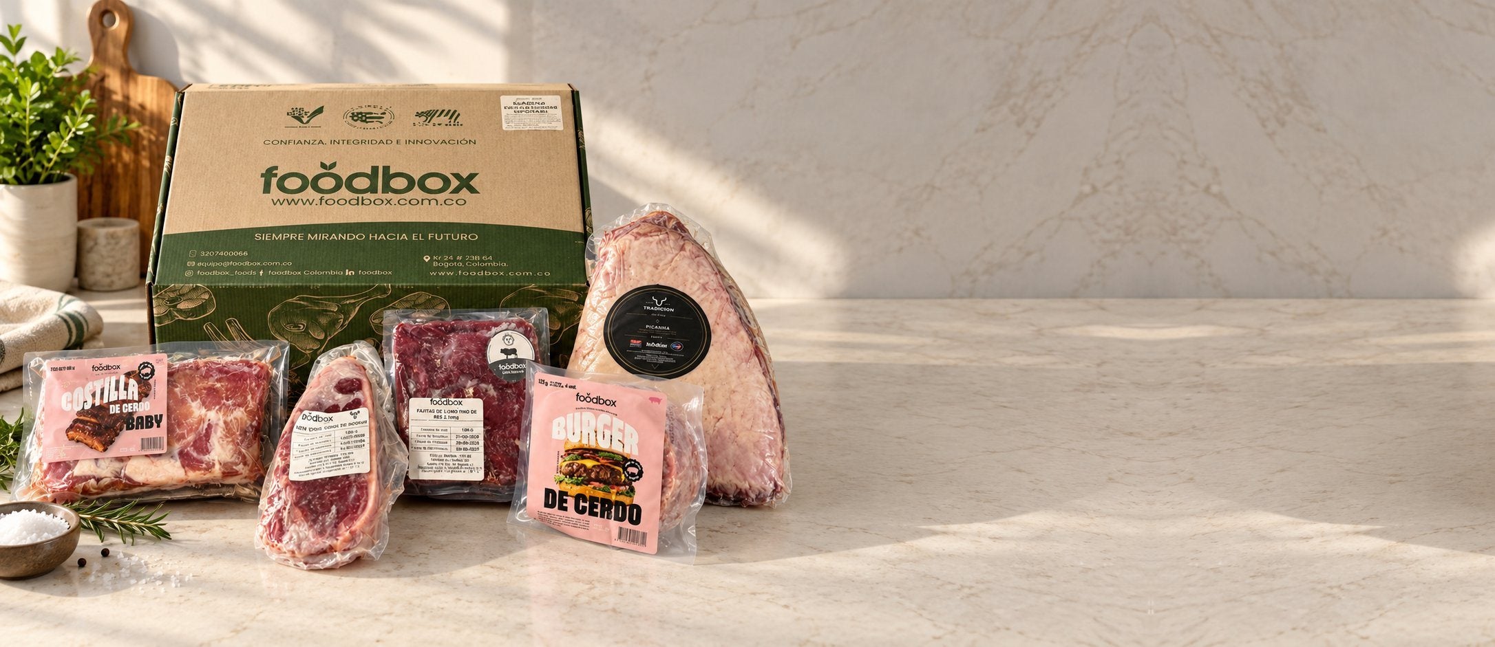 Caja Foodbox con cortes de res y cerdo